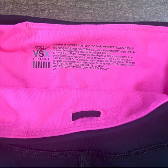 Victoria’s Secret VSX sport knockout crop leggings Sz small pink black white - Picture 6 of 7
